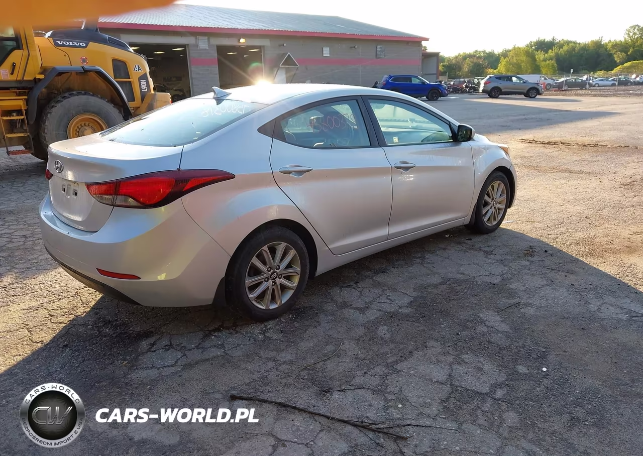 2015 Hyundai Elantra Se VIN:5NPDH4AE4FH604089 - 4