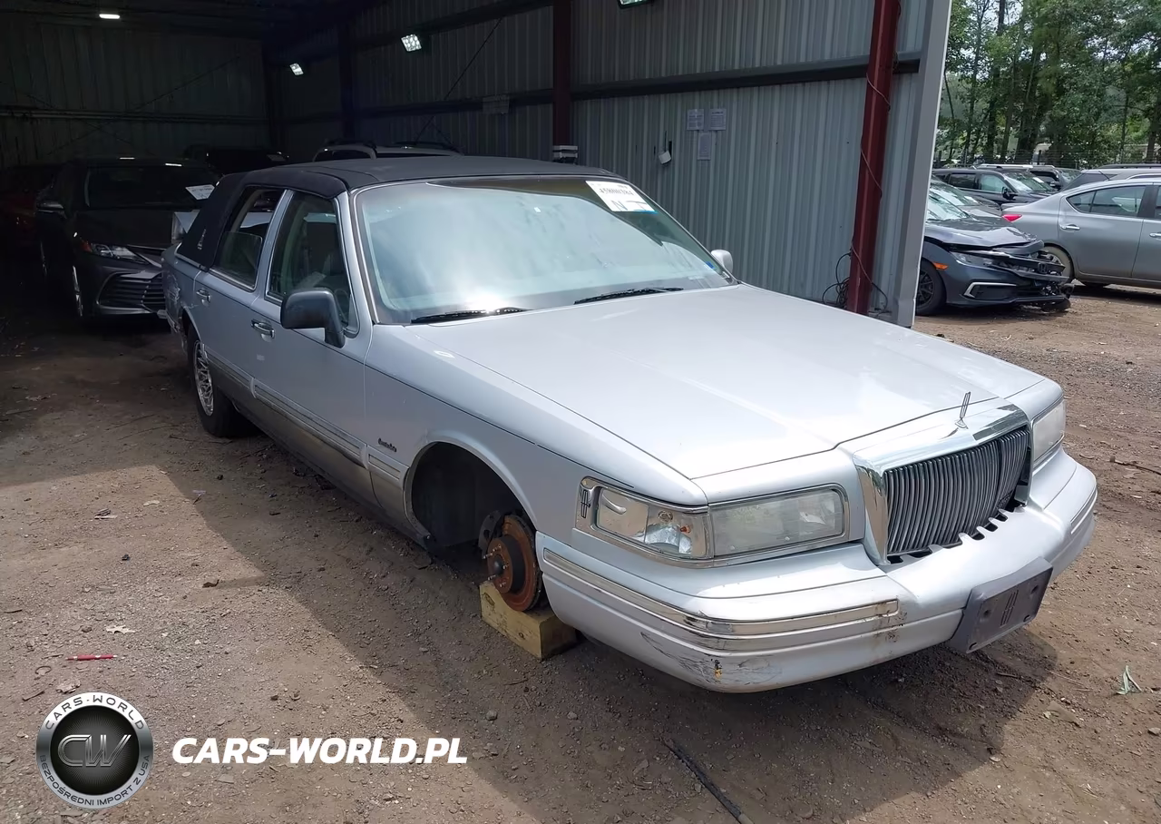 1997 Lincoln Town Car Executive VIN:1LNLM81W2VY672164 - 1