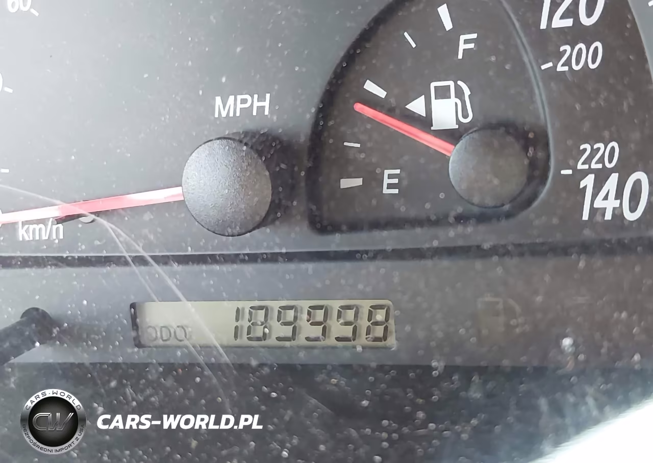 2003 Toyota Camry Le VIN:4T1BE32K13U685581 - 12