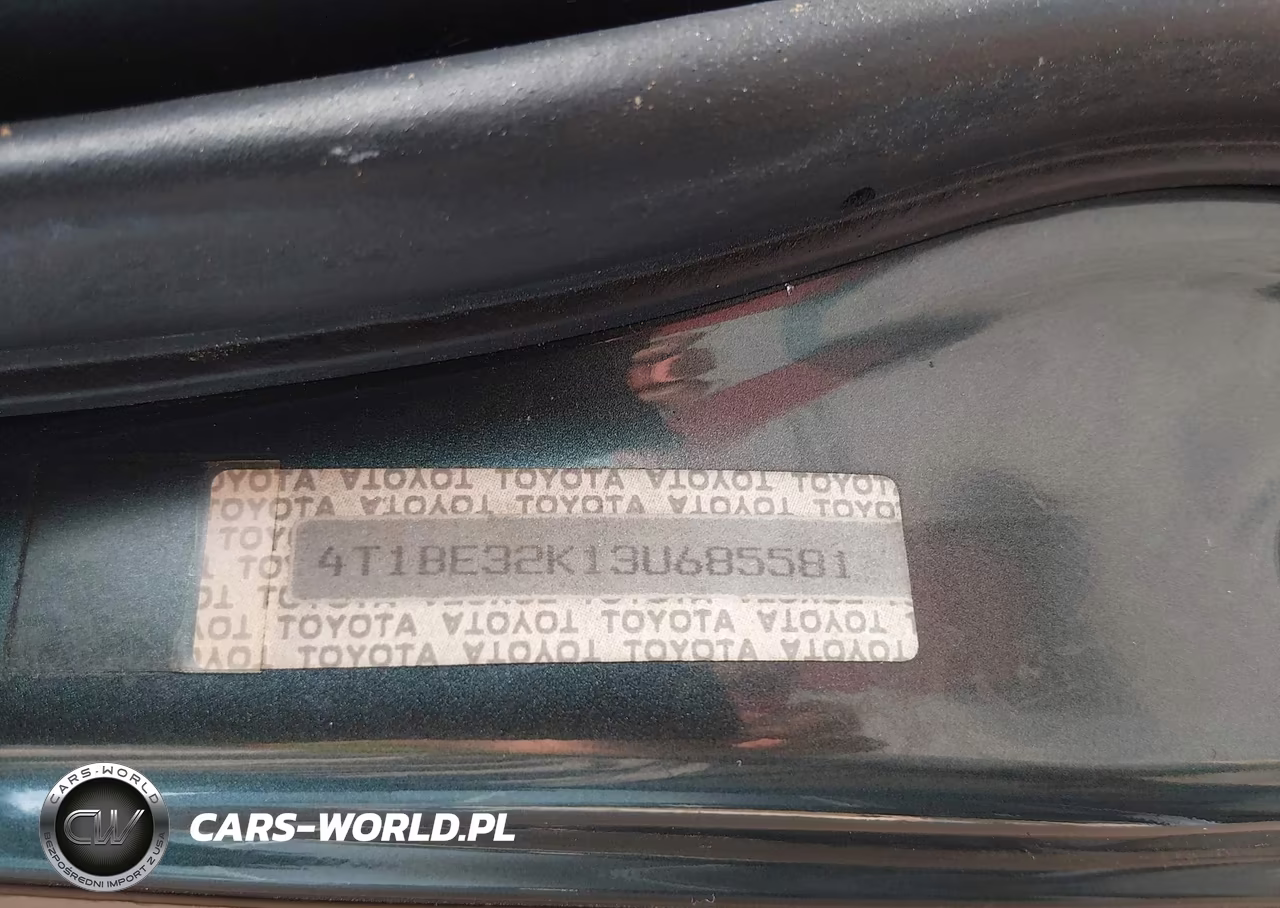 2003 Toyota Camry Le VIN:4T1BE32K13U685581 - 9