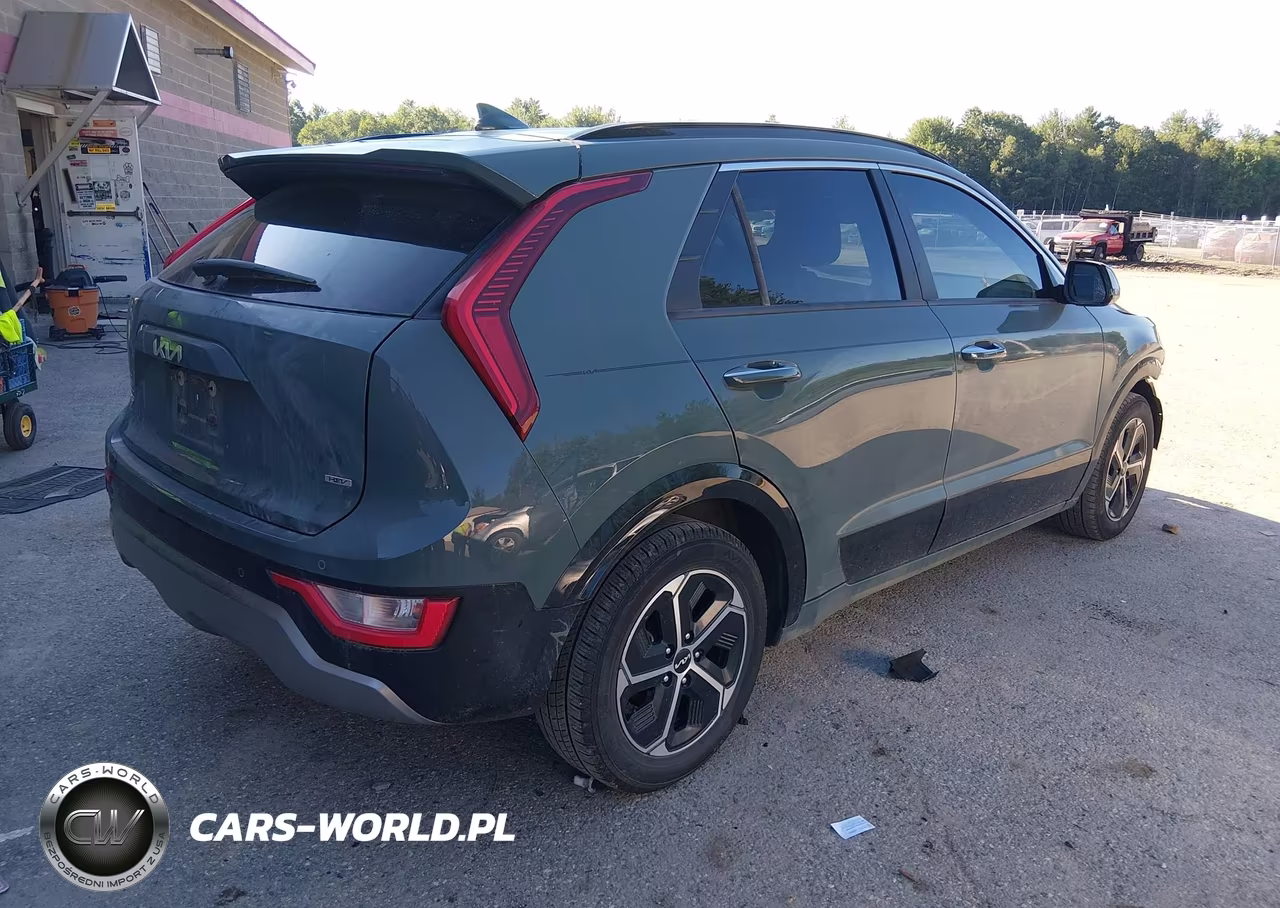 2023 Kia Niro Sx VIN:KNDCT3LE8P5045665 - 4