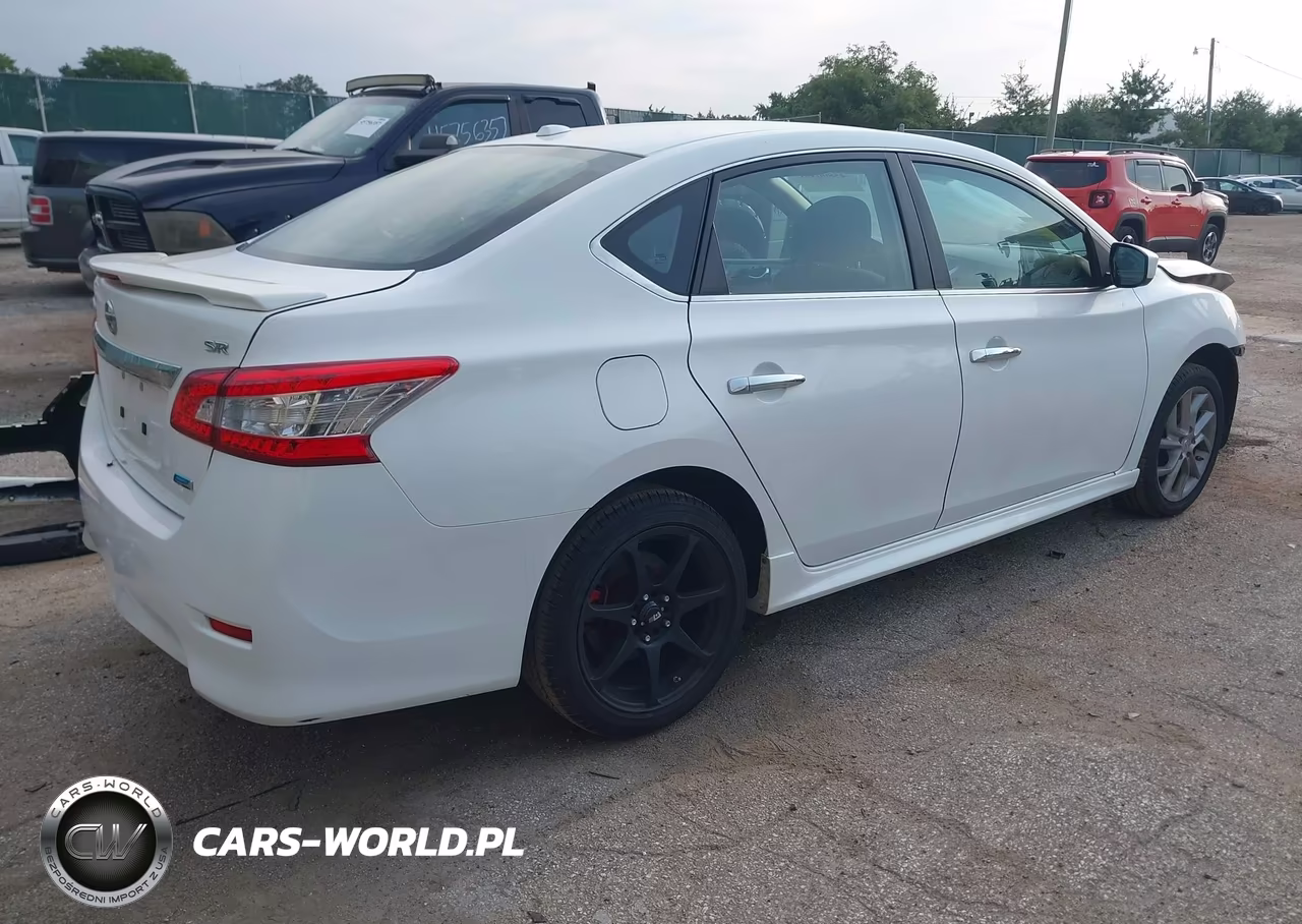 2014 Nissan Sentra Sr VIN:3N1AB7AP5EY279075 - 4