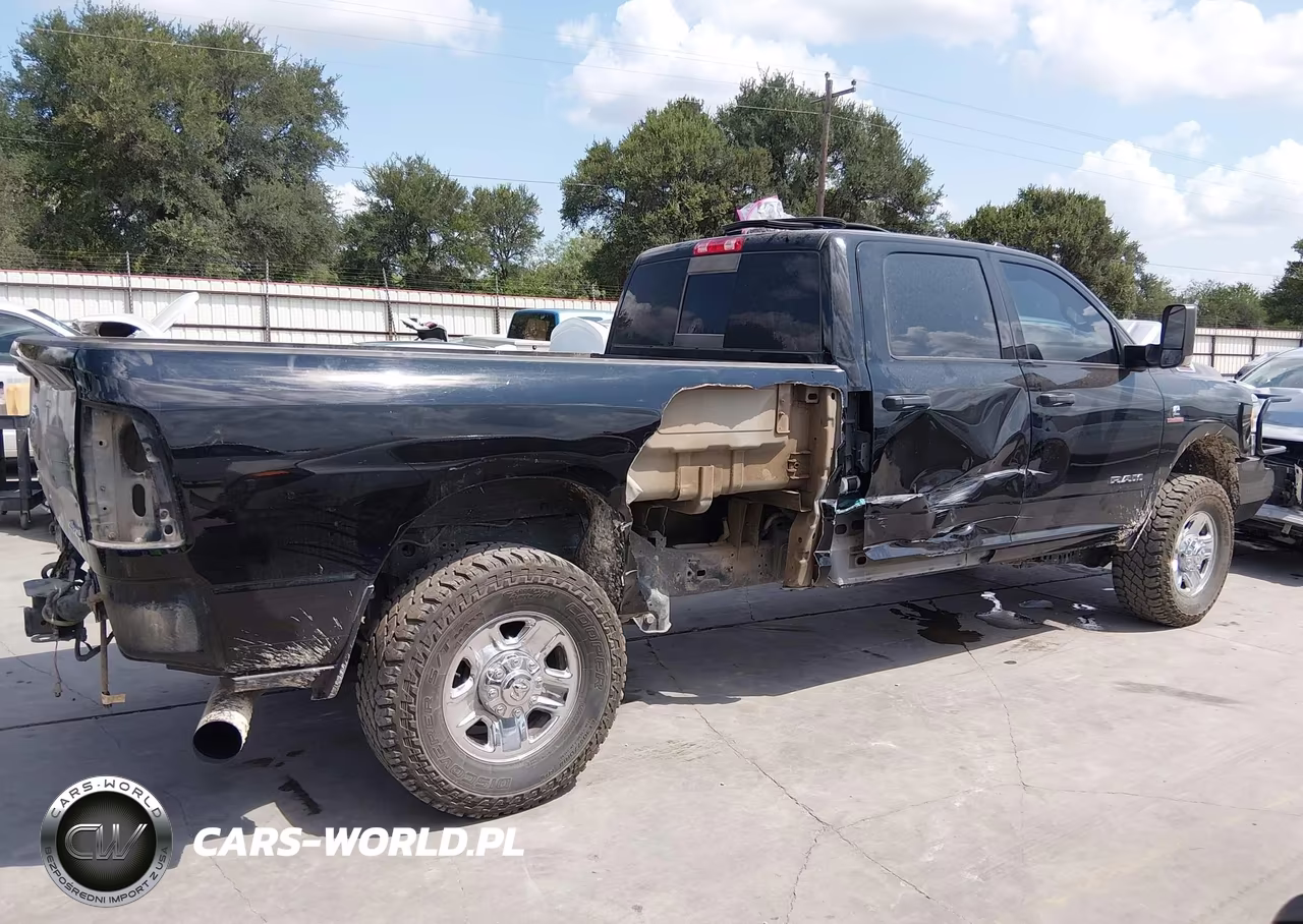 2022 Ram 2500 Tradesman 4X4 8' Box VIN:3C6UR5HL2NG411316 - 6