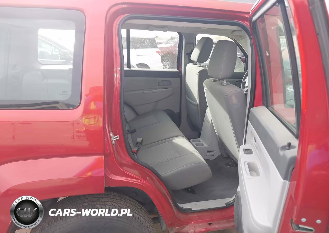 2008 Jeep Liberty Sport VIN:1J8GN28K78W236440 - 8