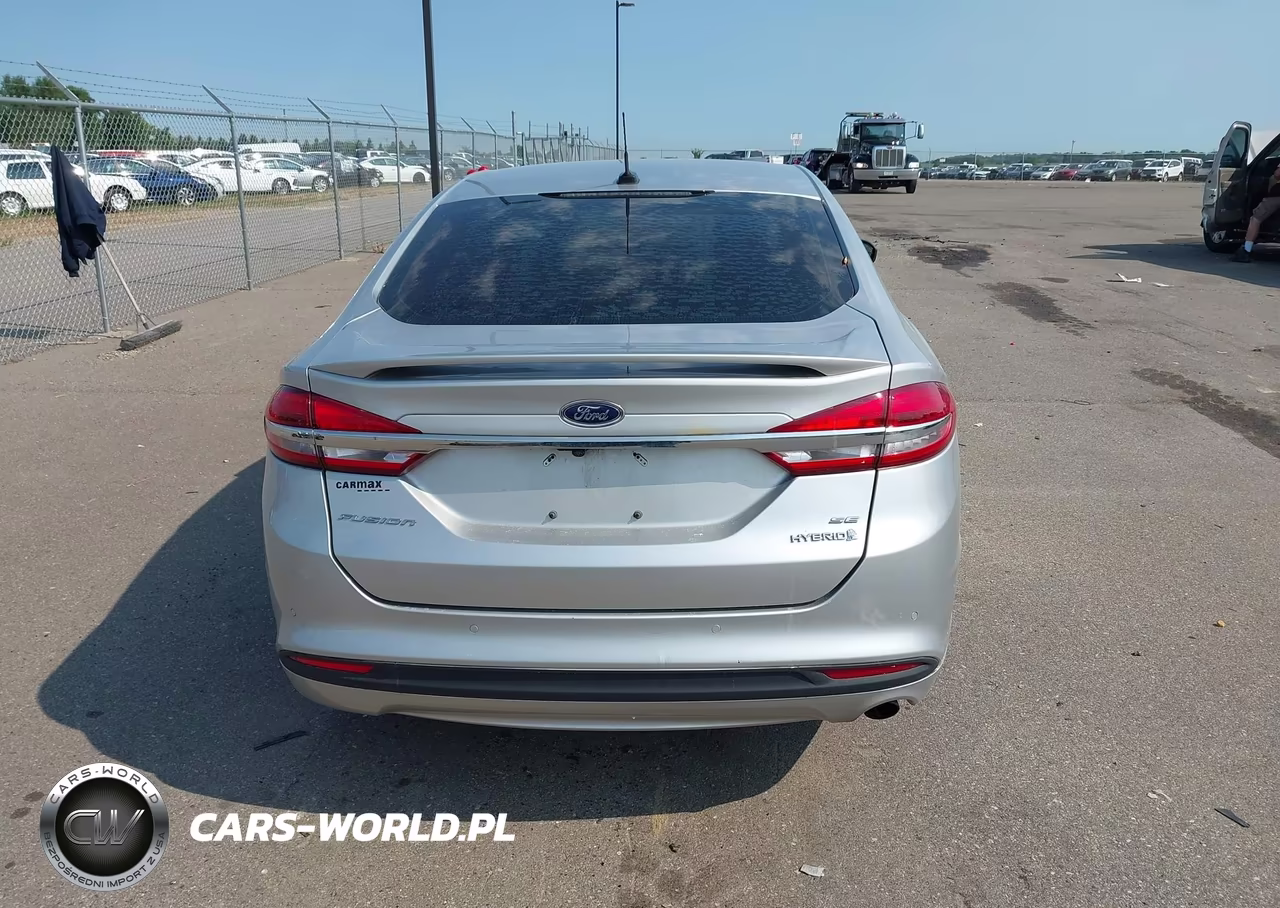 2018 Ford Fusion Hybrid Se VIN:3FA6P0LU2JR166144 - 17