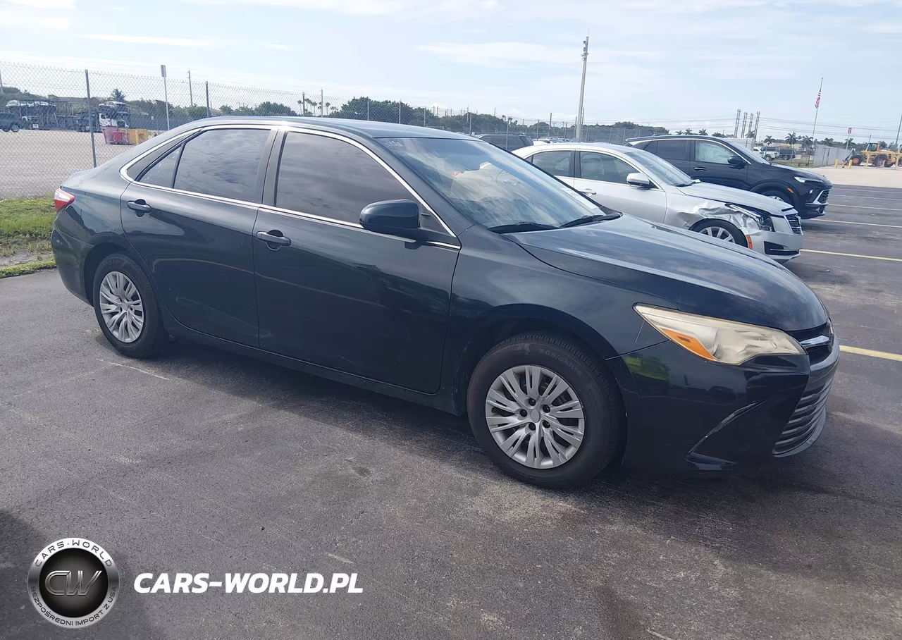 2017 Toyota Camry Le