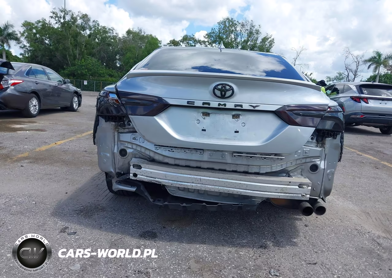 2020 Toyota Camry Se VIN:4T1G11AK9LU889889 - 16