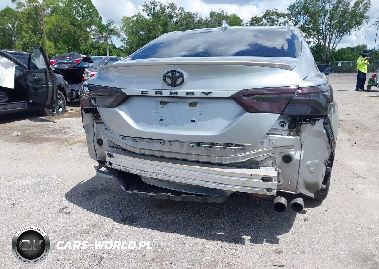 2020 Toyota Camry Se VIN:4T1G11AK9LU889889 - 18
