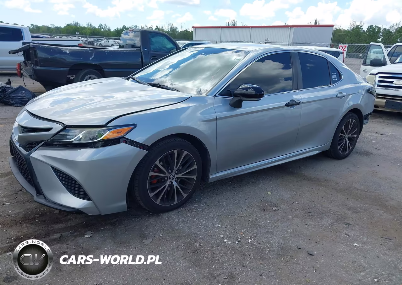 2020 Toyota Camry Se VIN:4T1G11AK9LU889889 - 2