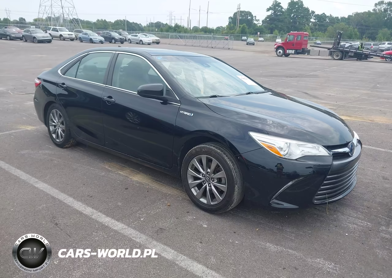 2017 Toyota Camry Hybrid Xle