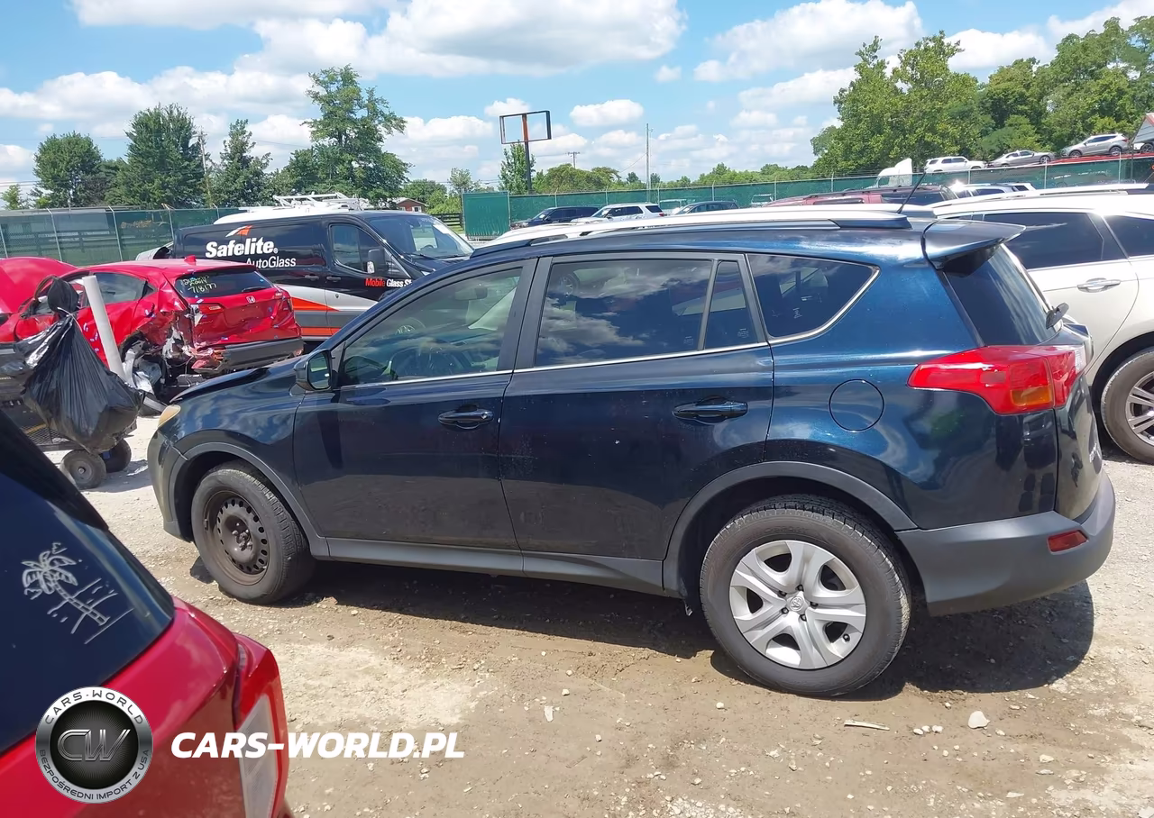 2015 Toyota Rav4 Le VIN:JTMBFREV7FD107953 - 15