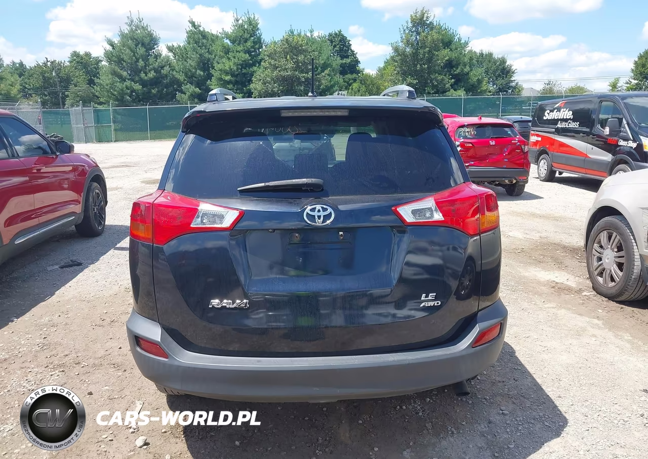 2015 Toyota Rav4 Le VIN:JTMBFREV7FD107953 - 17