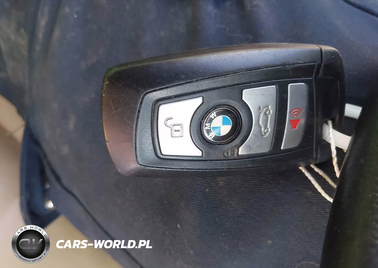 2012 BMW 528I xDrive VIN:WBAXH5C58CDW06653 - 11