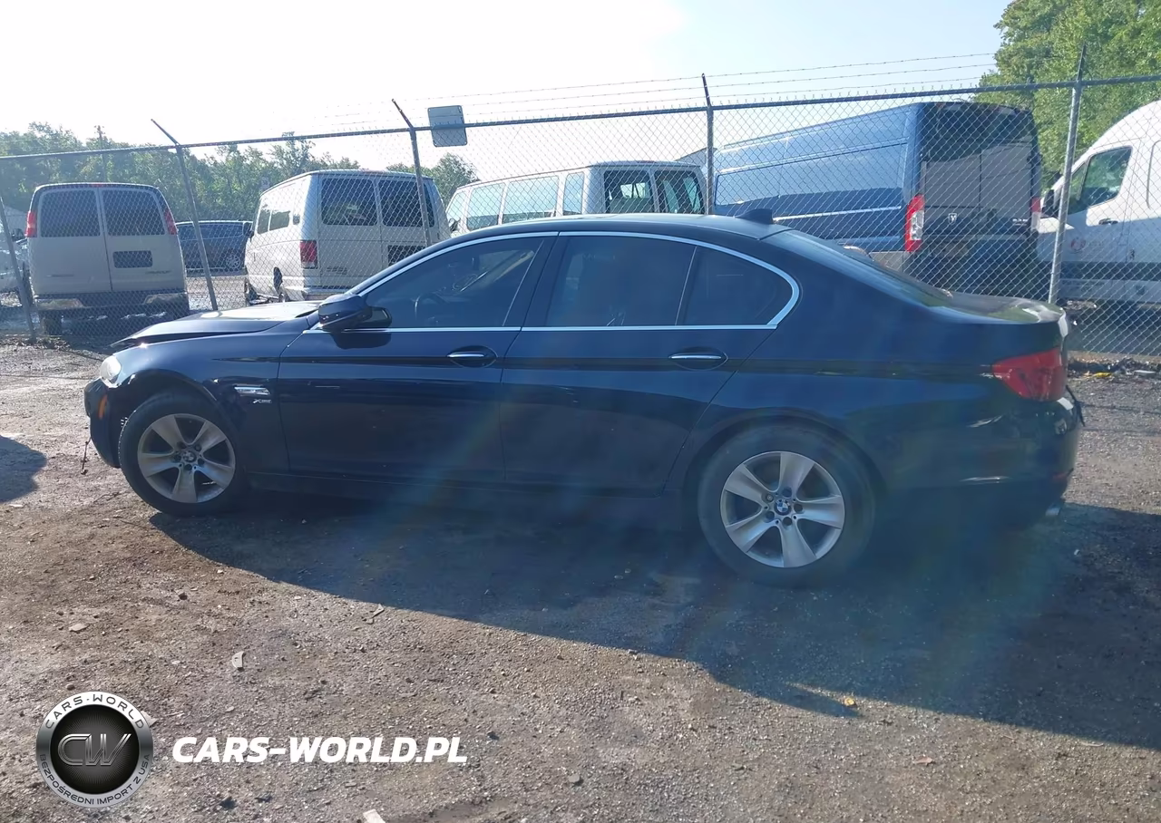 2012 BMW 528I xDrive VIN:WBAXH5C58CDW06653 - 14