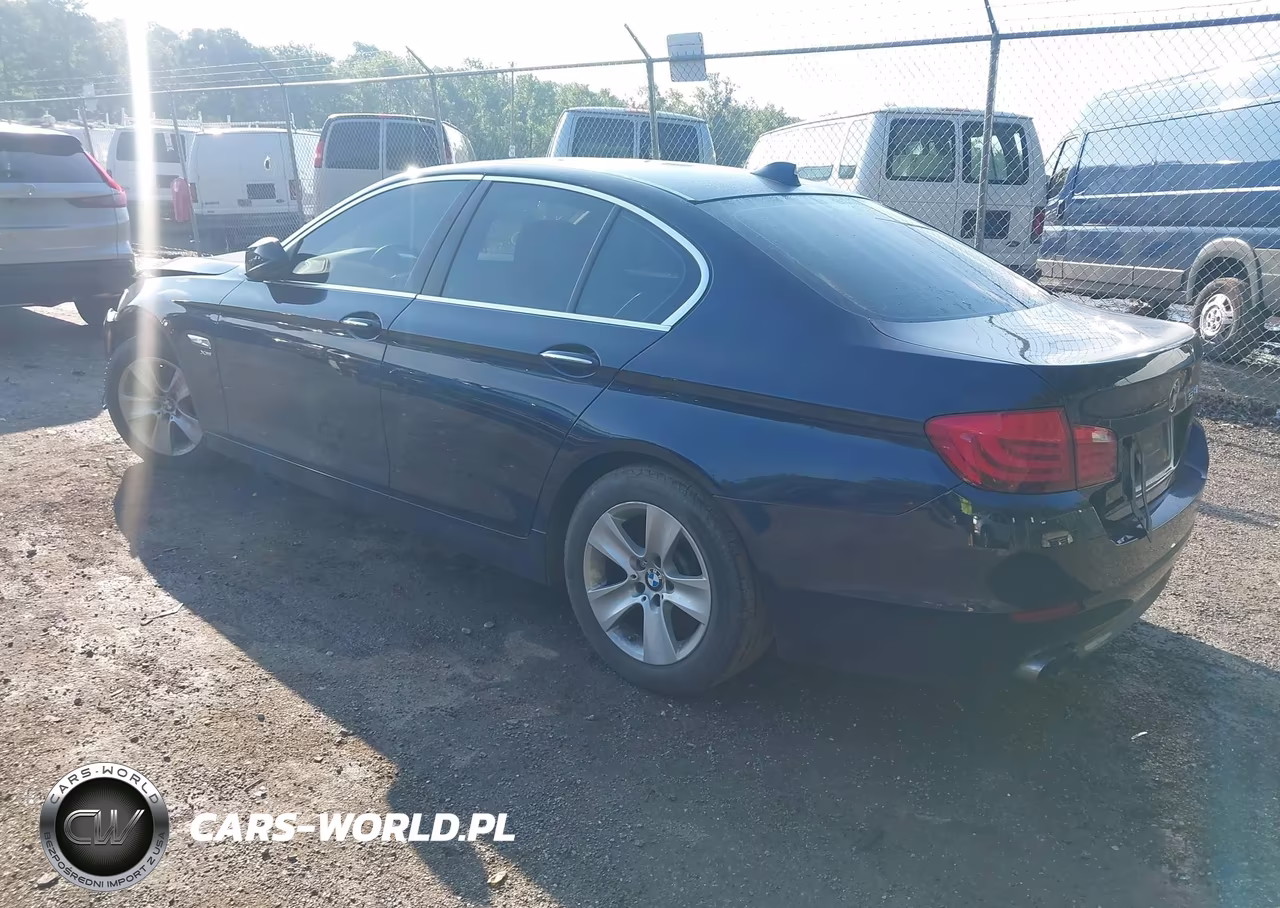 2012 BMW 528I xDrive VIN:WBAXH5C58CDW06653 - 3