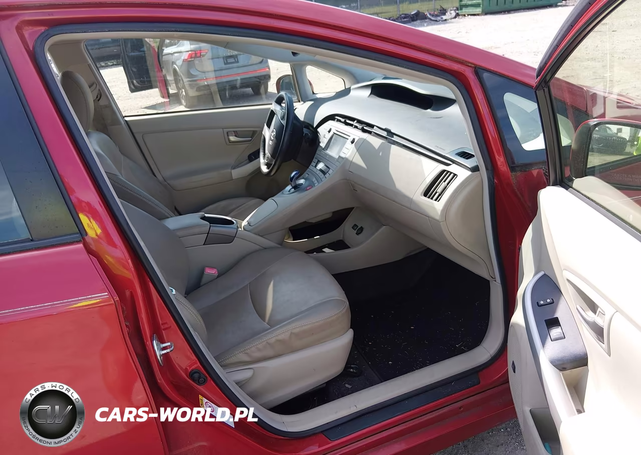 2012 Toyota Prius Four VIN:JTDKN3DU4C1563060 - 5