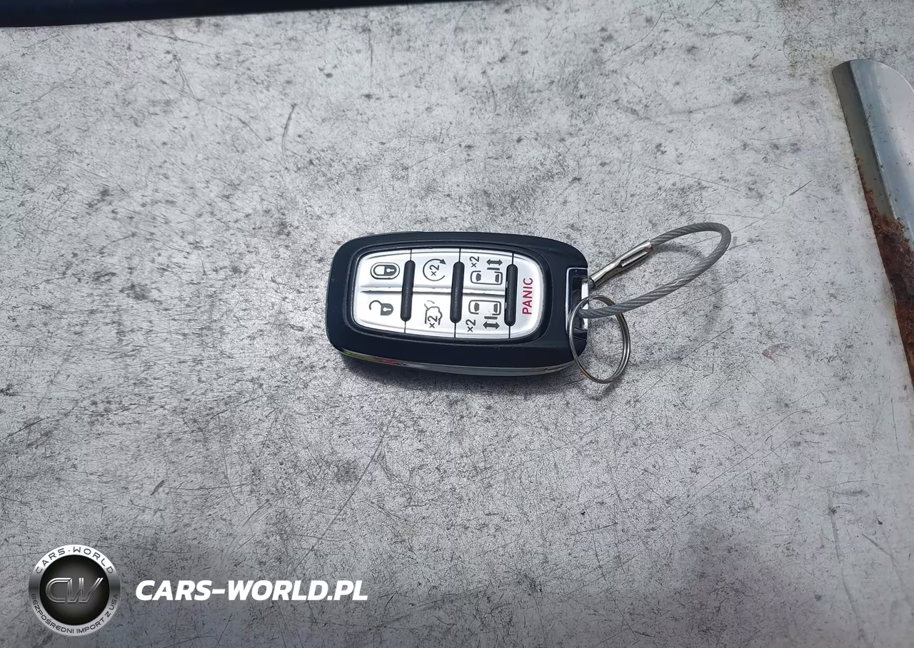 2024 Chrysler Pacifica Touring L VIN:2C4RC1BG8RR140265 - 11