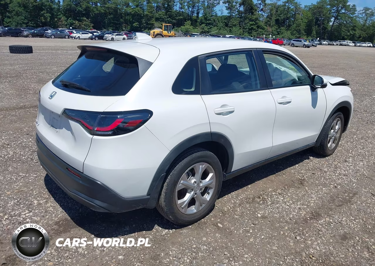 2023 Honda Hr-V Awd Lx VIN:3CZRZ2H36PM715969 - 4