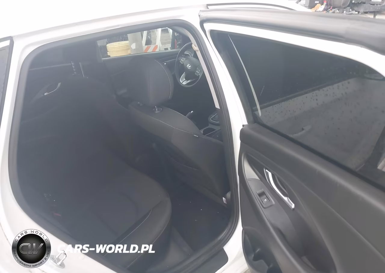2018 Hyundai Elantra Gt VIN:KMHH35LE5JU032981 - 8