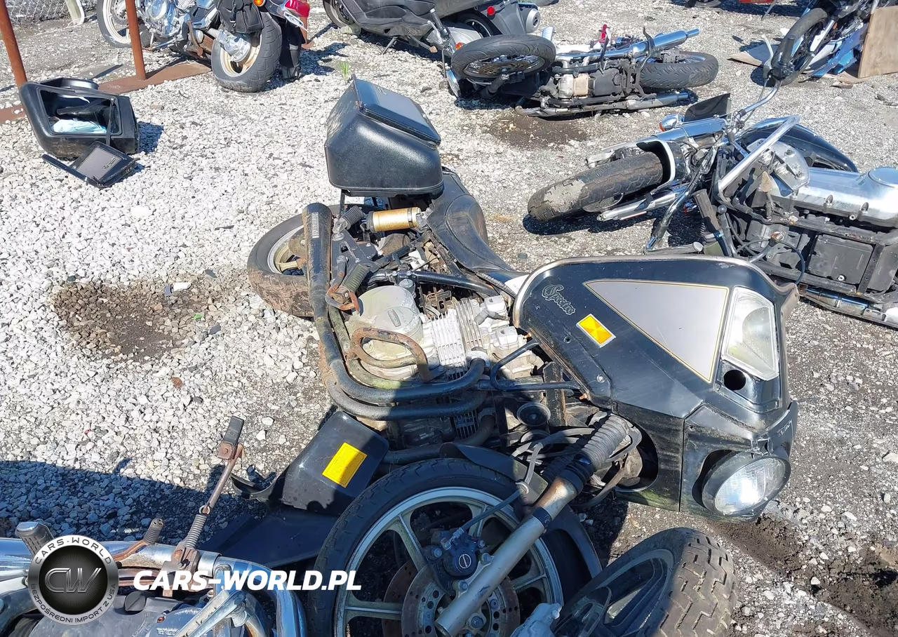1983 Kawasaki Kz750 N – zdjęcie 1 z 13