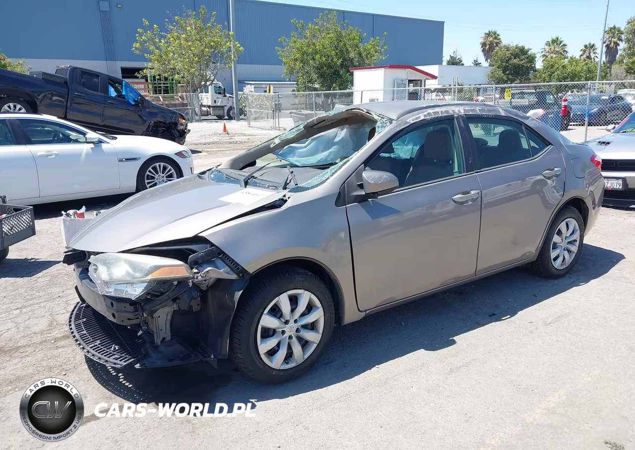 2015 Toyota Corolla Le VIN:5YFBURHE7FP242834 - 2