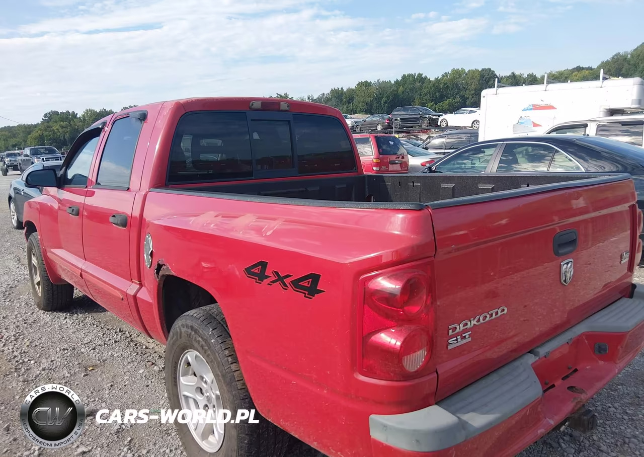 2005 Dodge Dakota Slt VIN:1D7HW48N05S338427 - 3