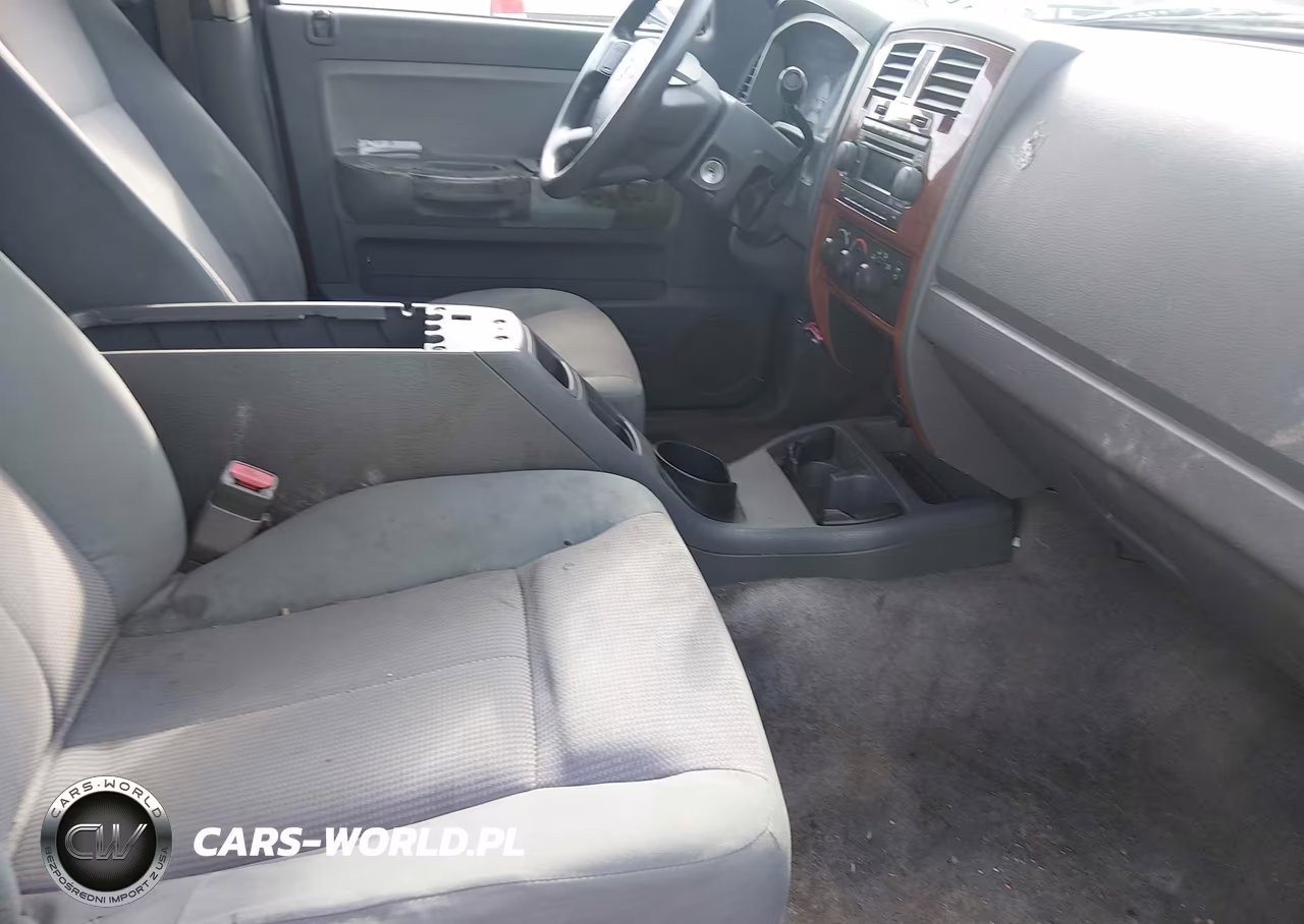 2005 Dodge Dakota Slt VIN:1D7HW48N05S338427 - 5