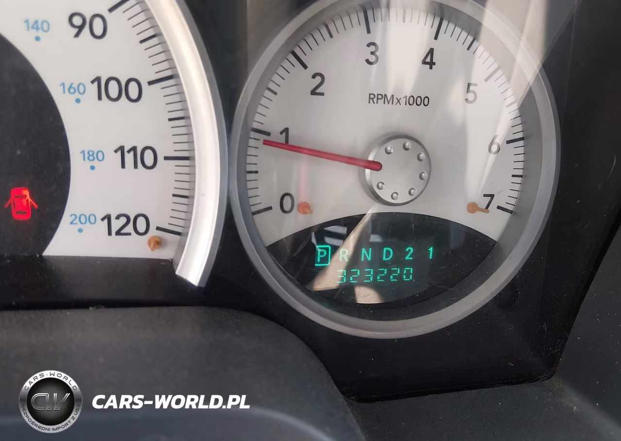 2005 Dodge Dakota Slt VIN:1D7HW48N05S338427 - 7