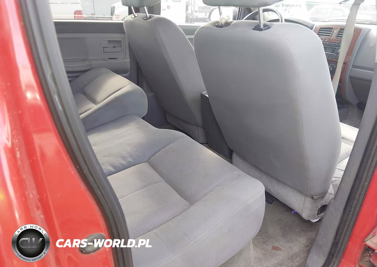 2005 Dodge Dakota Slt VIN:1D7HW48N05S338427 - 8