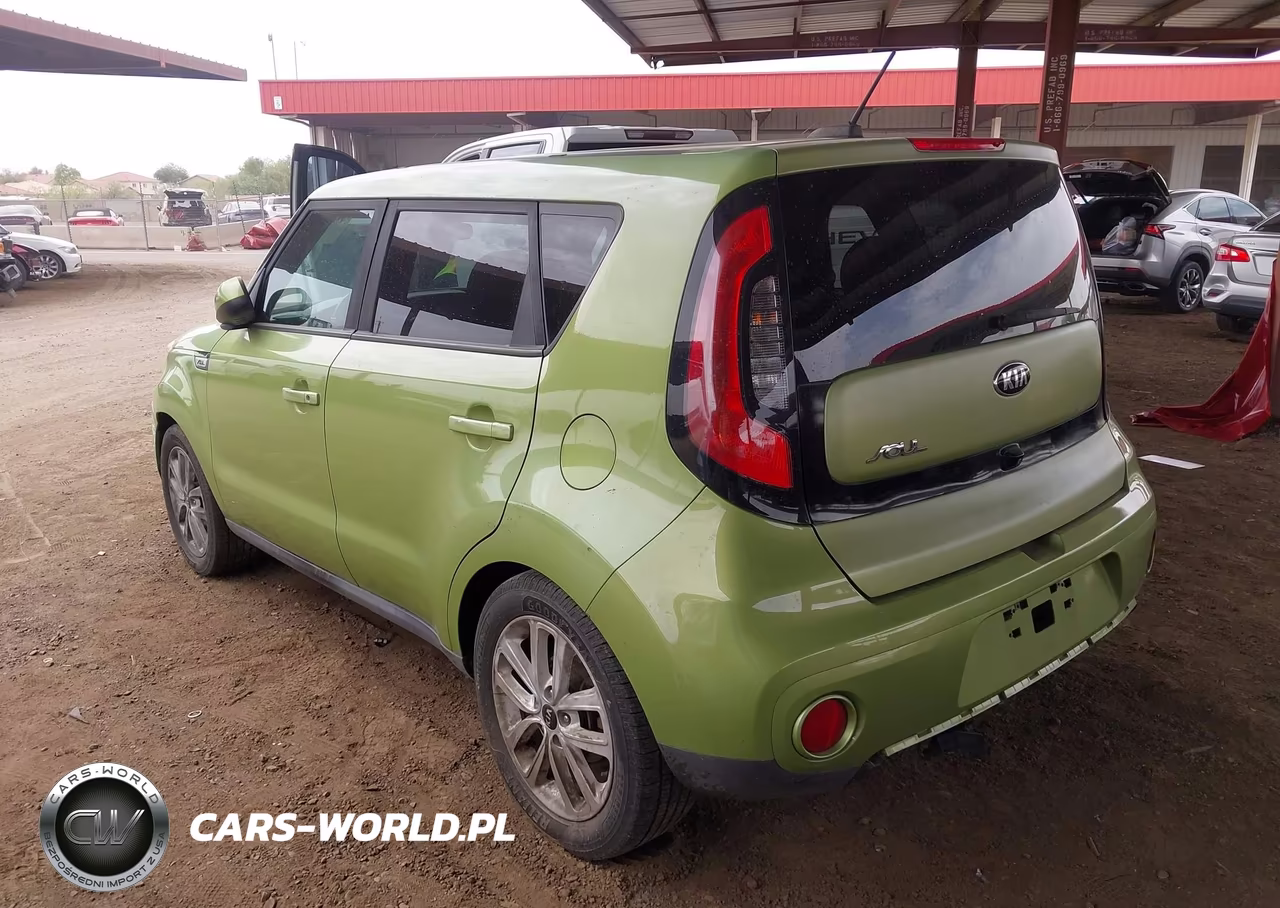 2018 Kia Soul + VIN:KNDJP3A55J7891424 - 3