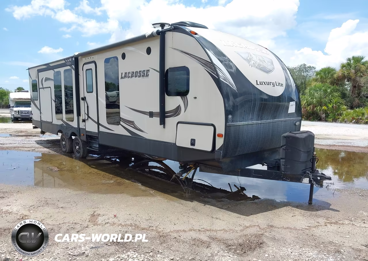 2018 Lacrosse Luxury Lite