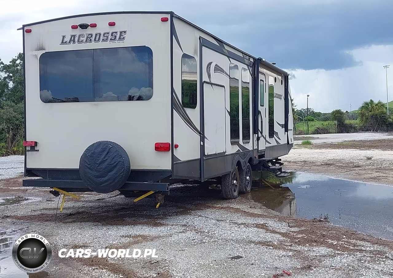 2018 Lacrosse Luxury Lite VIN:5ZT2LCYB3JB009707 - 4