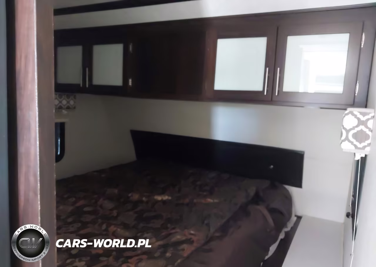 2018 Lacrosse Luxury Lite VIN:5ZT2LCYB3JB009707 - 8
