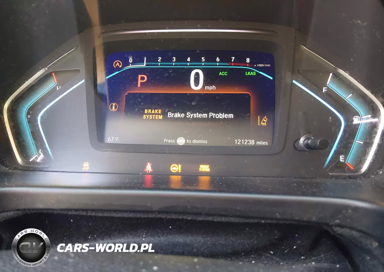 2018 Honda Odyssey Touring VIN:5FNRL6H86JB046155 - 7