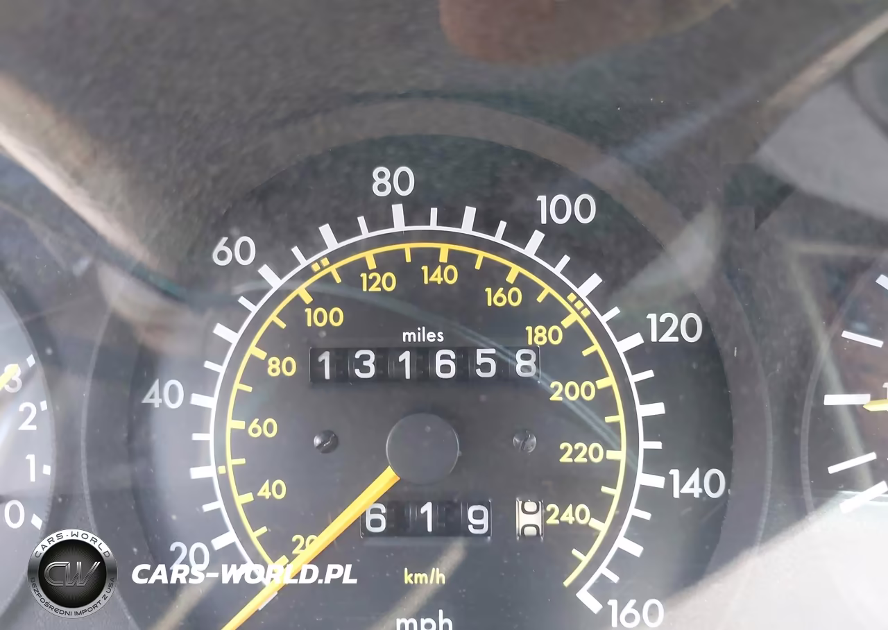 1982 Mercedes-Benz 380-Class VIN:WDB12604312003560 - 15