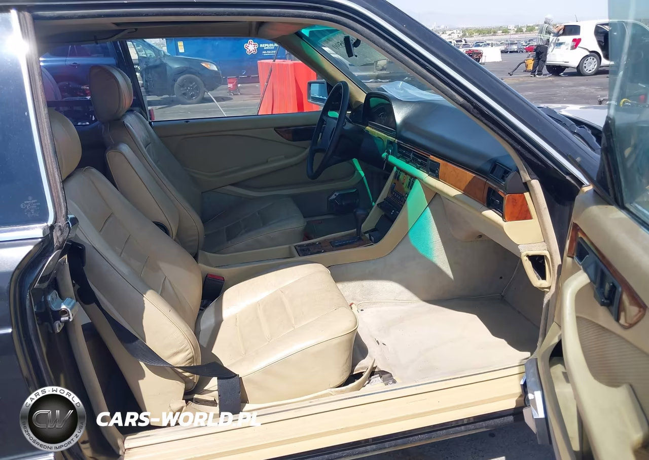 1982 Mercedes-Benz 380-Class VIN:WDB12604312003560 - 5