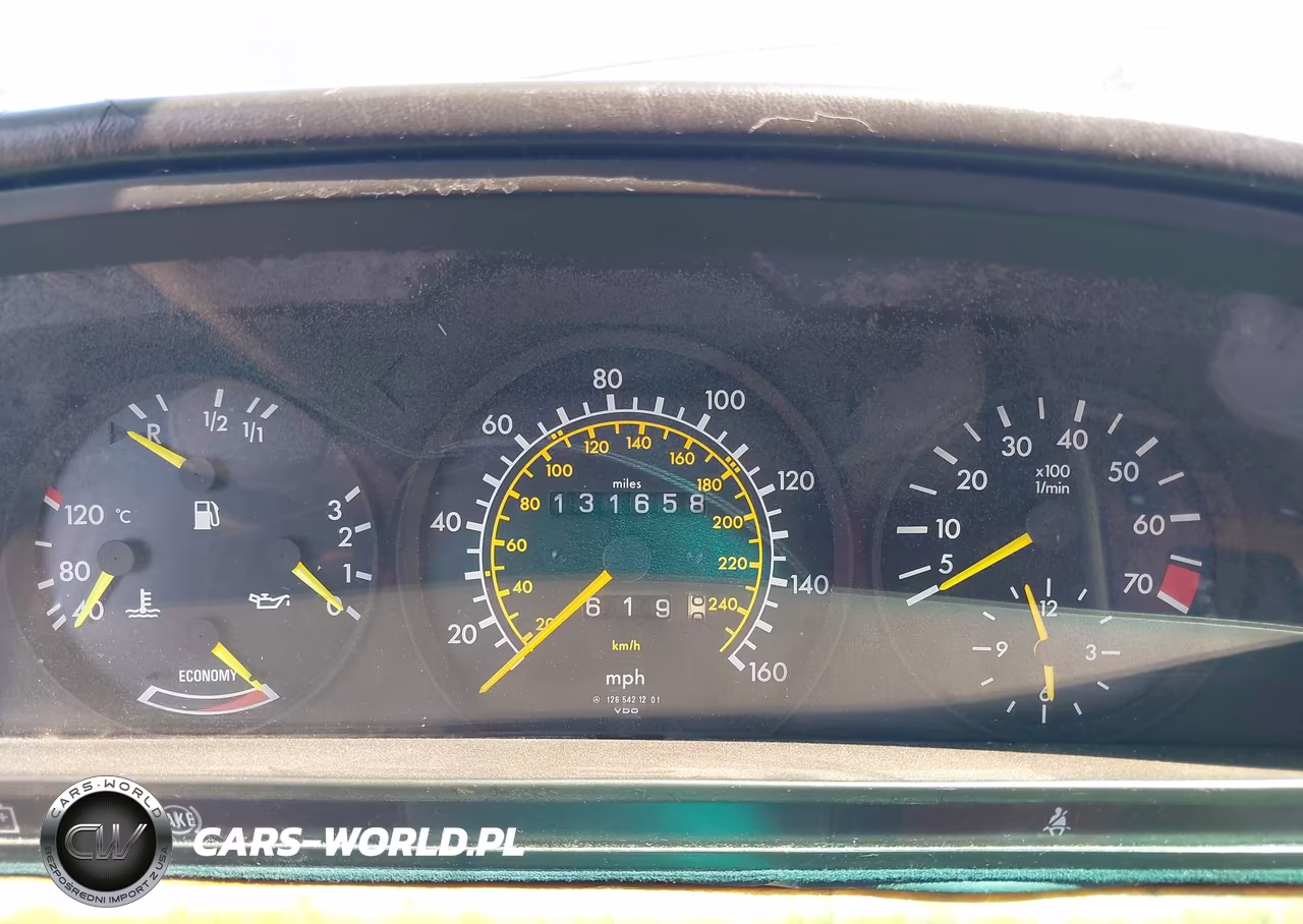 1982 Mercedes-Benz 380-Class VIN:WDB12604312003560 - 7