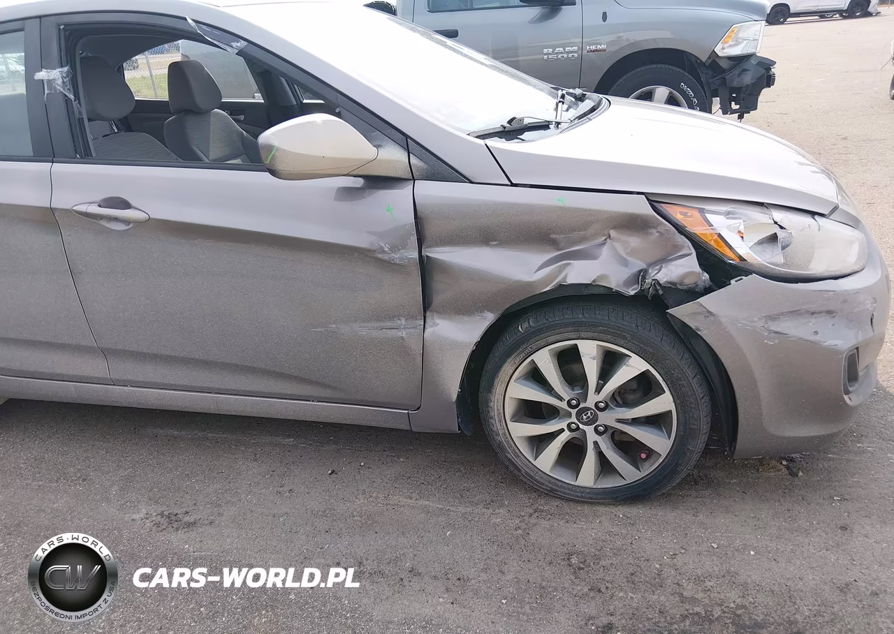 2017 Hyundai Accent Value Edition VIN:KMHCT4AE7HU371288 - 6