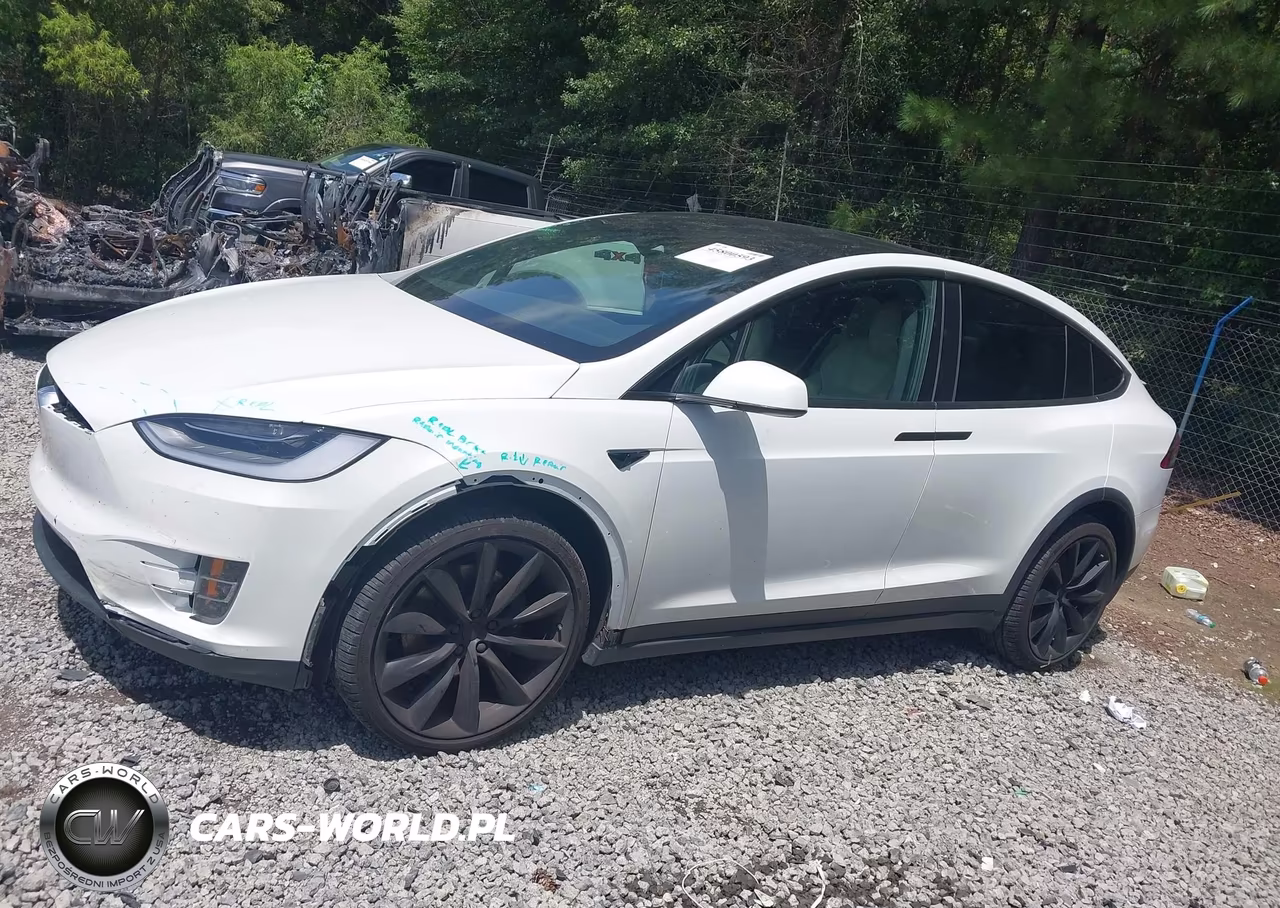 2020 Tesla Model X Long Range Dual Motor All-Wheel Drive-Long Range Plus Dual Motor All-Wheel Drive VIN:5YJXCBE28LF300368 - 15