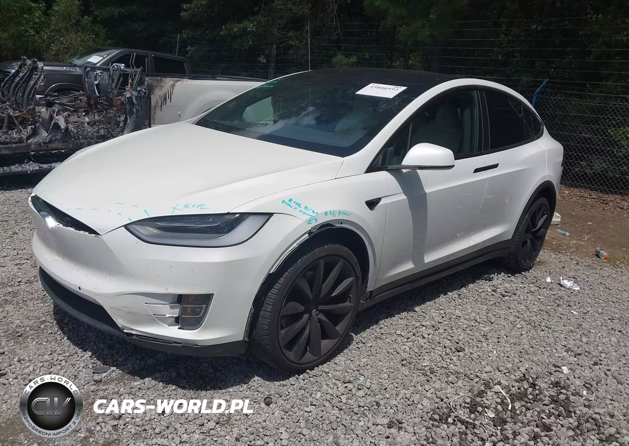 2020 Tesla Model X Long Range Dual Motor All-Wheel Drive-Long Range Plus Dual Motor All-Wheel Drive VIN:5YJXCBE28LF300368 - 4