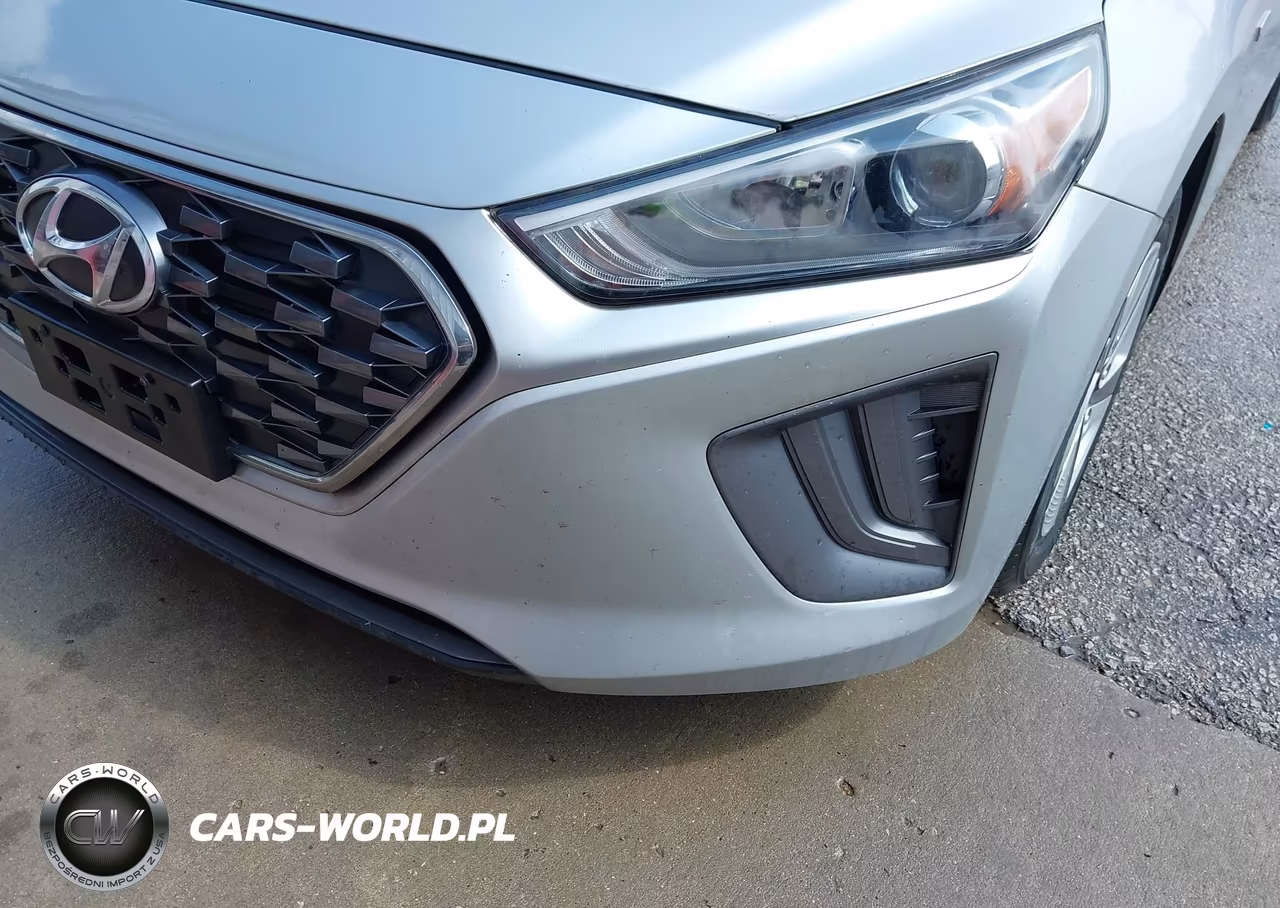 2020 Hyundai Ioniq Hybrid Blue VIN:KMHC65LCXLU220334 - 6