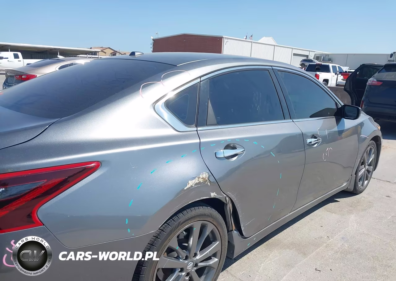 2018 Nissan Altima 2.5 Sr VIN:1N4AL3AP0JC243998 - 12