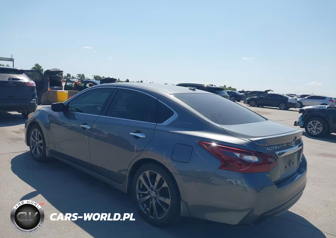 2018 Nissan Altima 2.5 Sr VIN:1N4AL3AP0JC243998 - 3