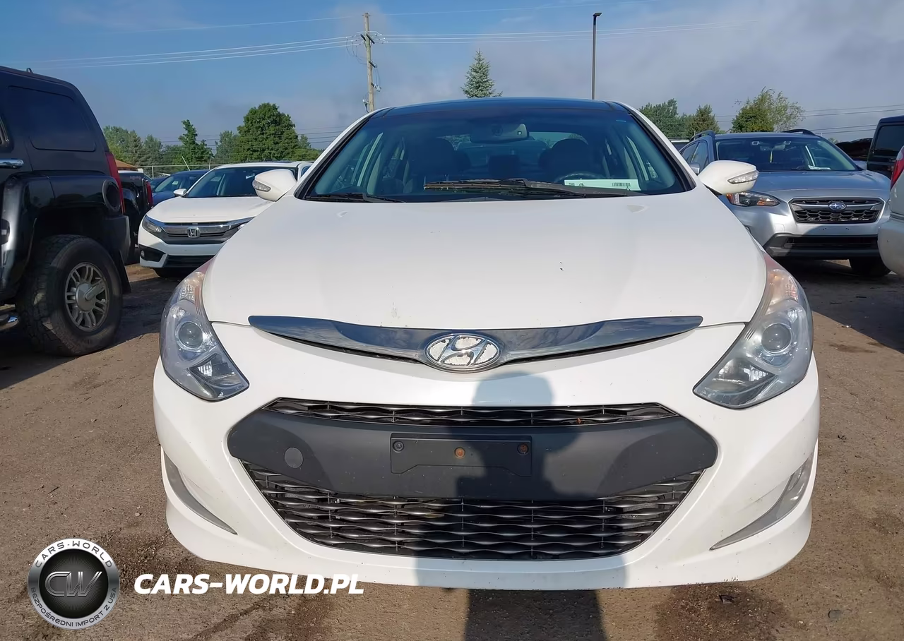 2013 Hyundai Sonata Hybrid VIN:KMHEC4A4XDA08943 - 12