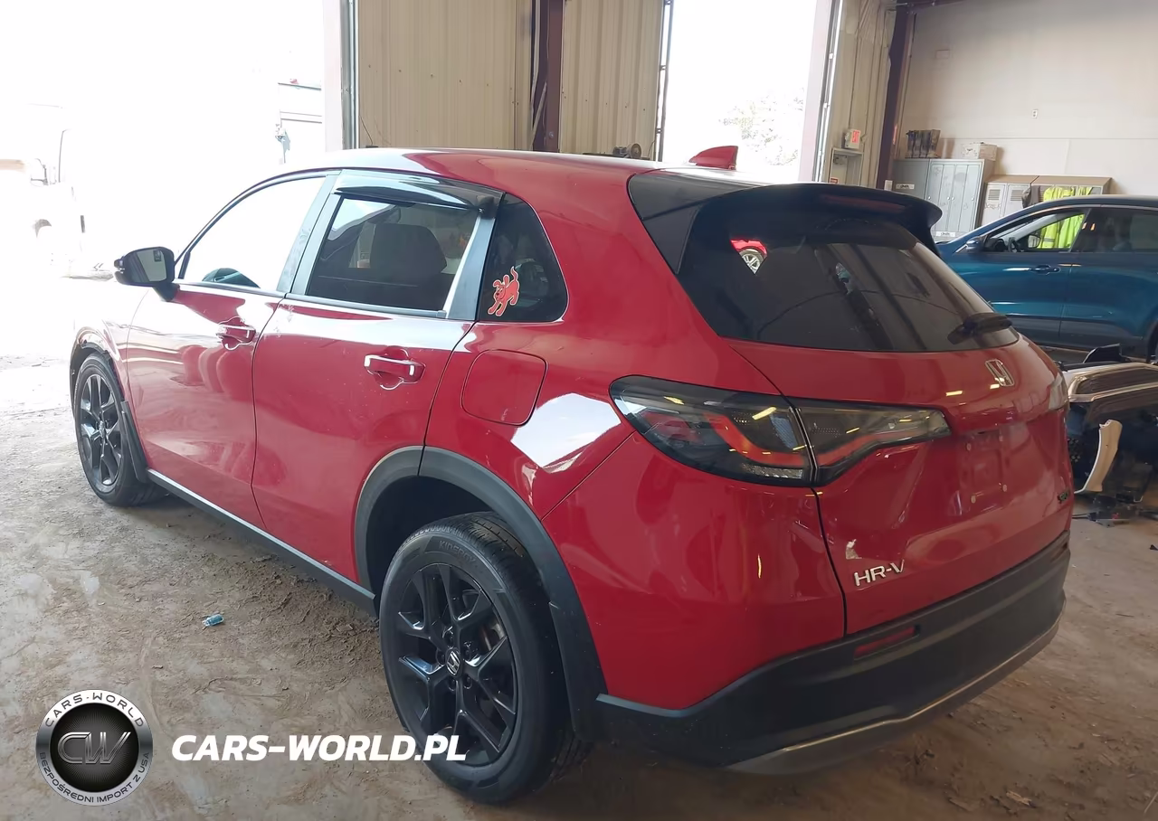 2023 Honda Hr-V 2Wd Sport VIN:3CZRZ1H54PM725718 - 3