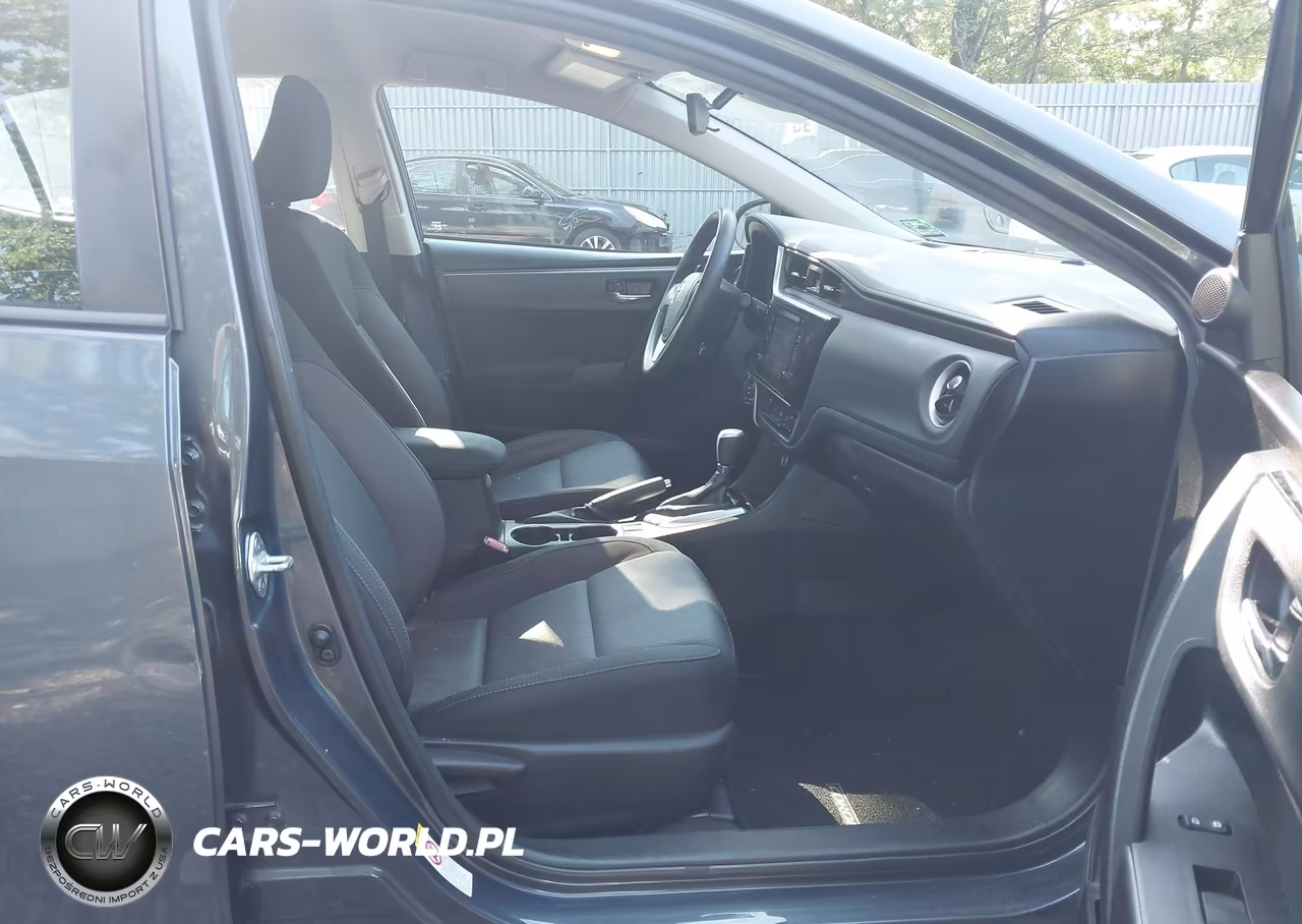 2018 Toyota Corolla Le VIN:5YFBURHE0JP830292 - 5