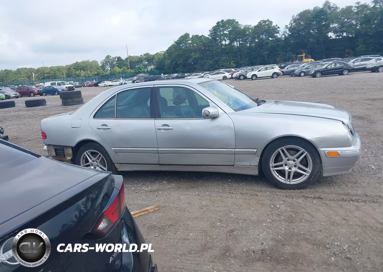 2000 Mercedes-Benz E 320 VIN:WDBJF65J3YB119053 - 13