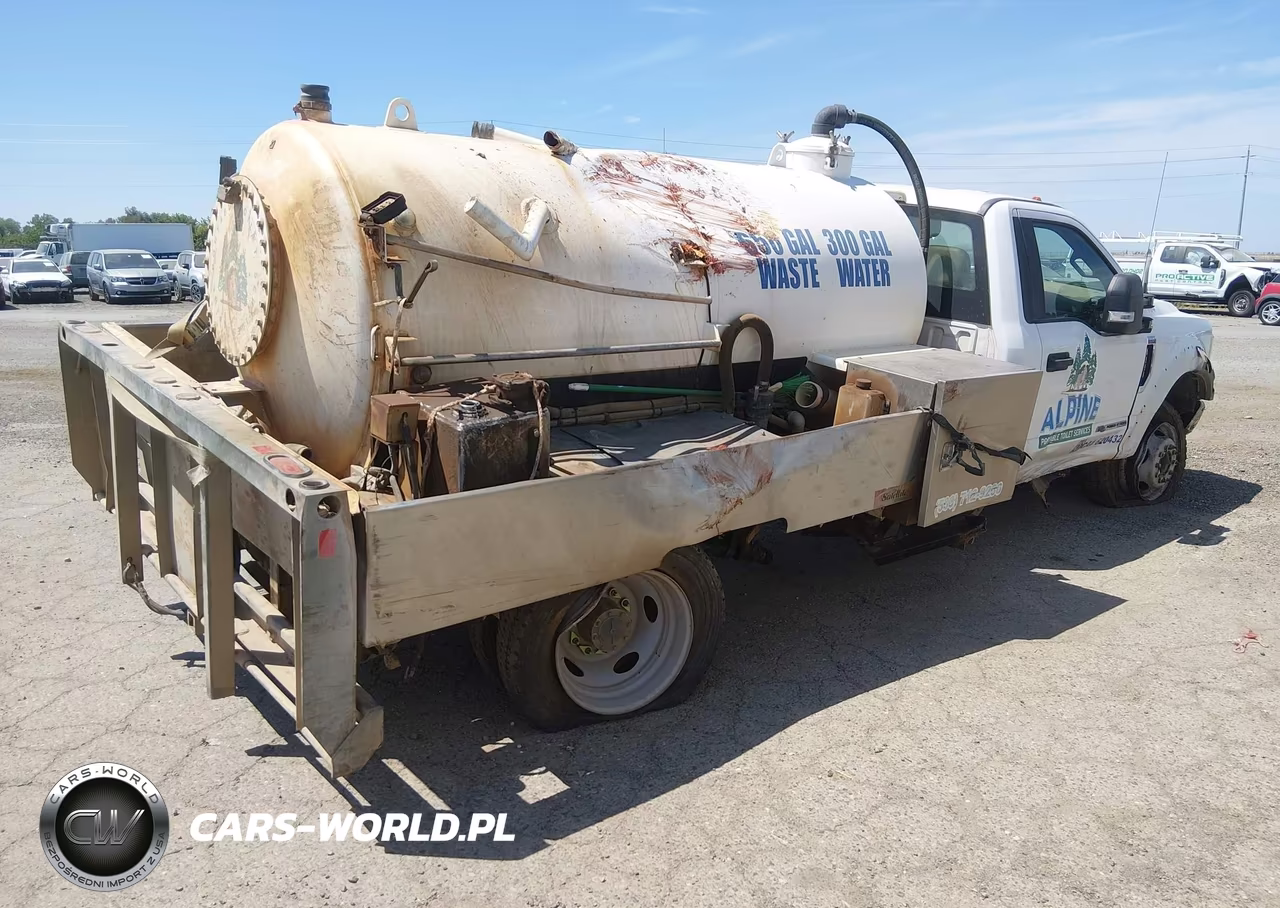 2019 Ford F-550 Chassis Xl VIN:1FDUF5HT2KEF21038 - 4