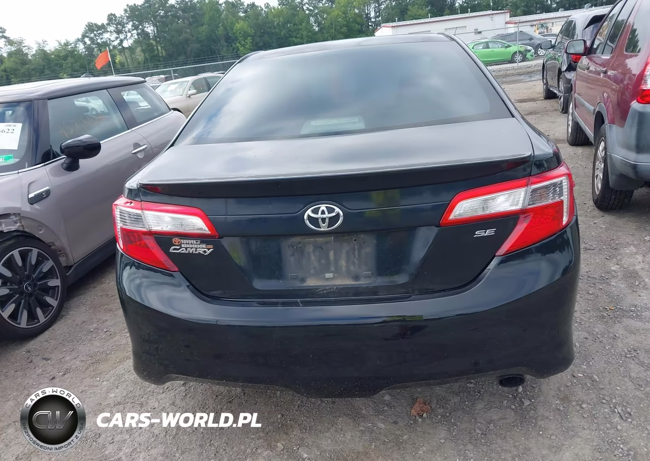 2014 Toyota Camry Se VIN:4T1BF1FKXEU726420 - 16