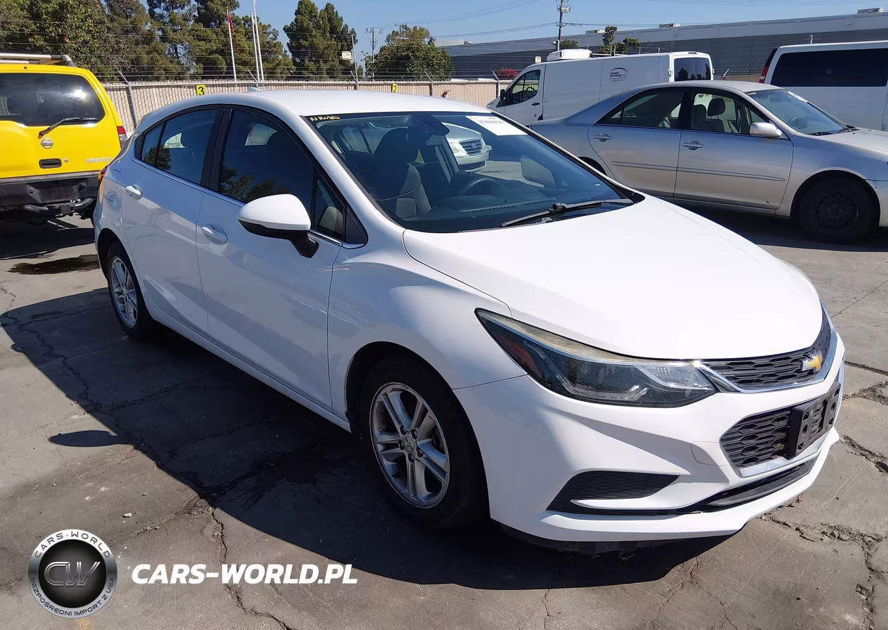 2017 Chevrolet Cruze Lt Auto – zdjęcie 1 z 17